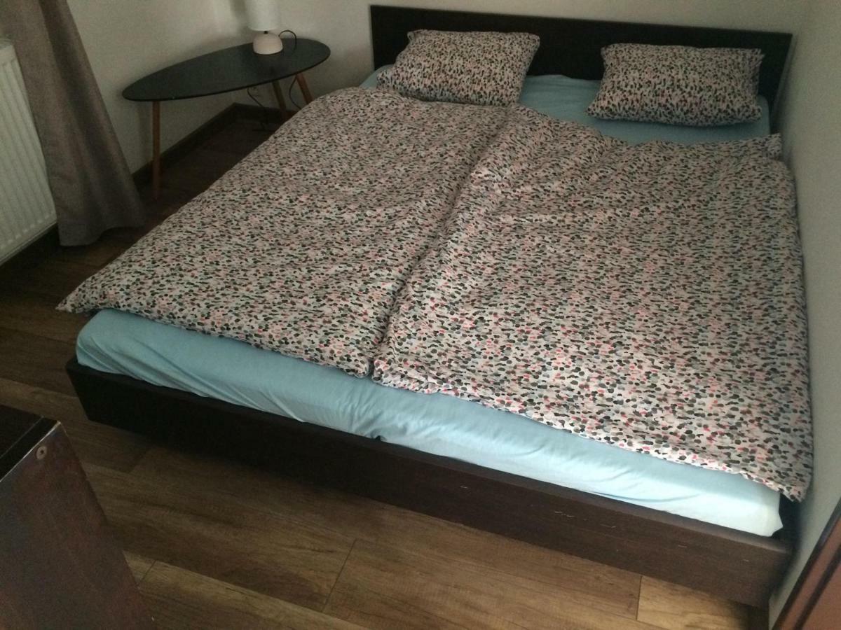 Apartman Zidovice Louny Buitenkant foto
